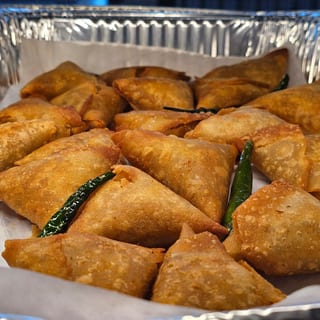 Hyderabadi Samosa (4 Pcs)